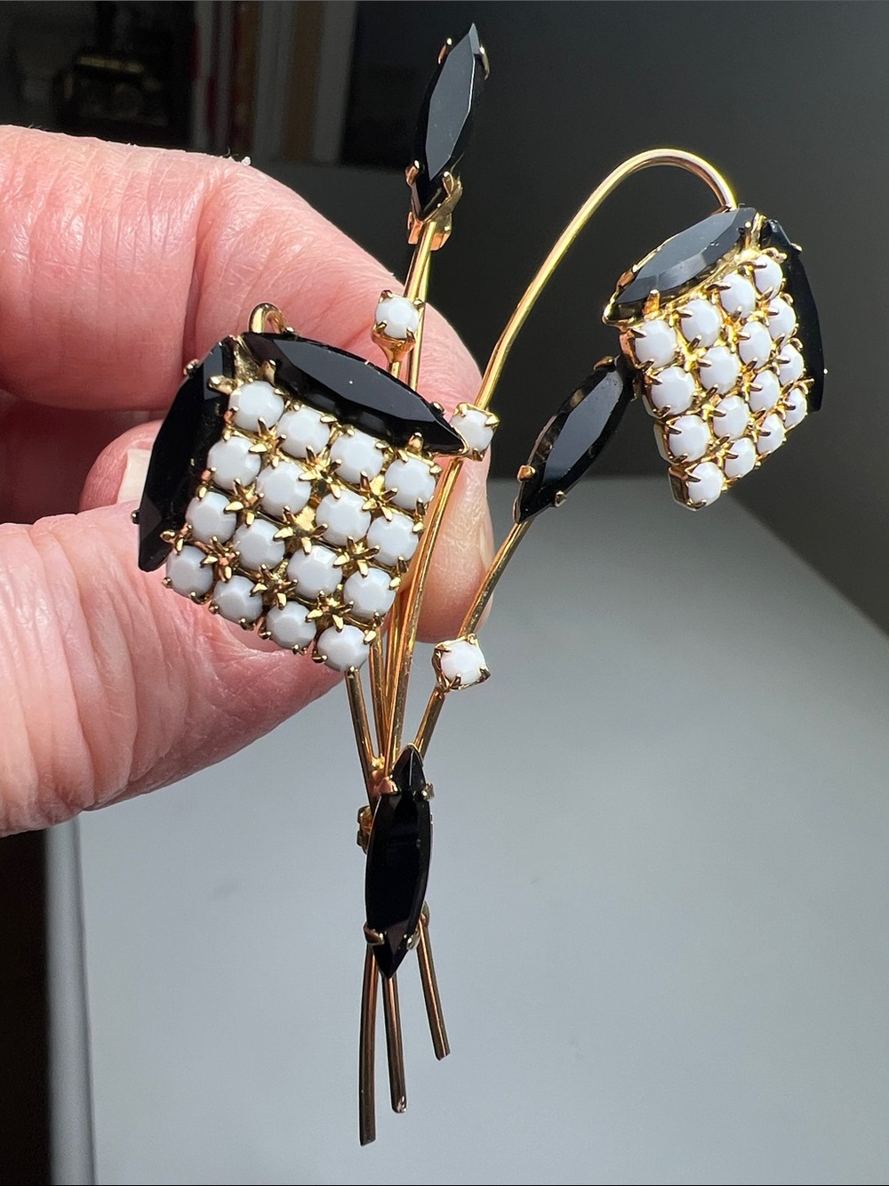 Stunning Gold-Tone Floral Cluster Pin with Black and White Stones Vintage